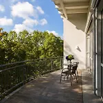 Aparion Apartment *